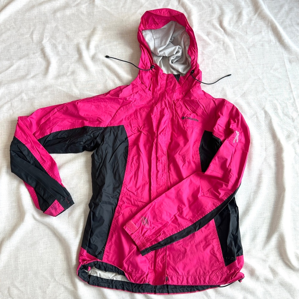 Columbia Women's Vibrant Pink and Black rain jacket